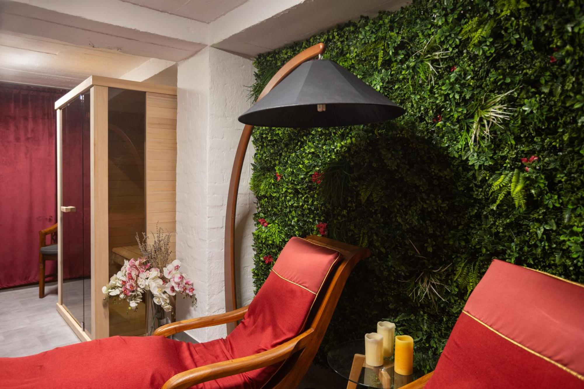 R73 Residences 4* Pécs