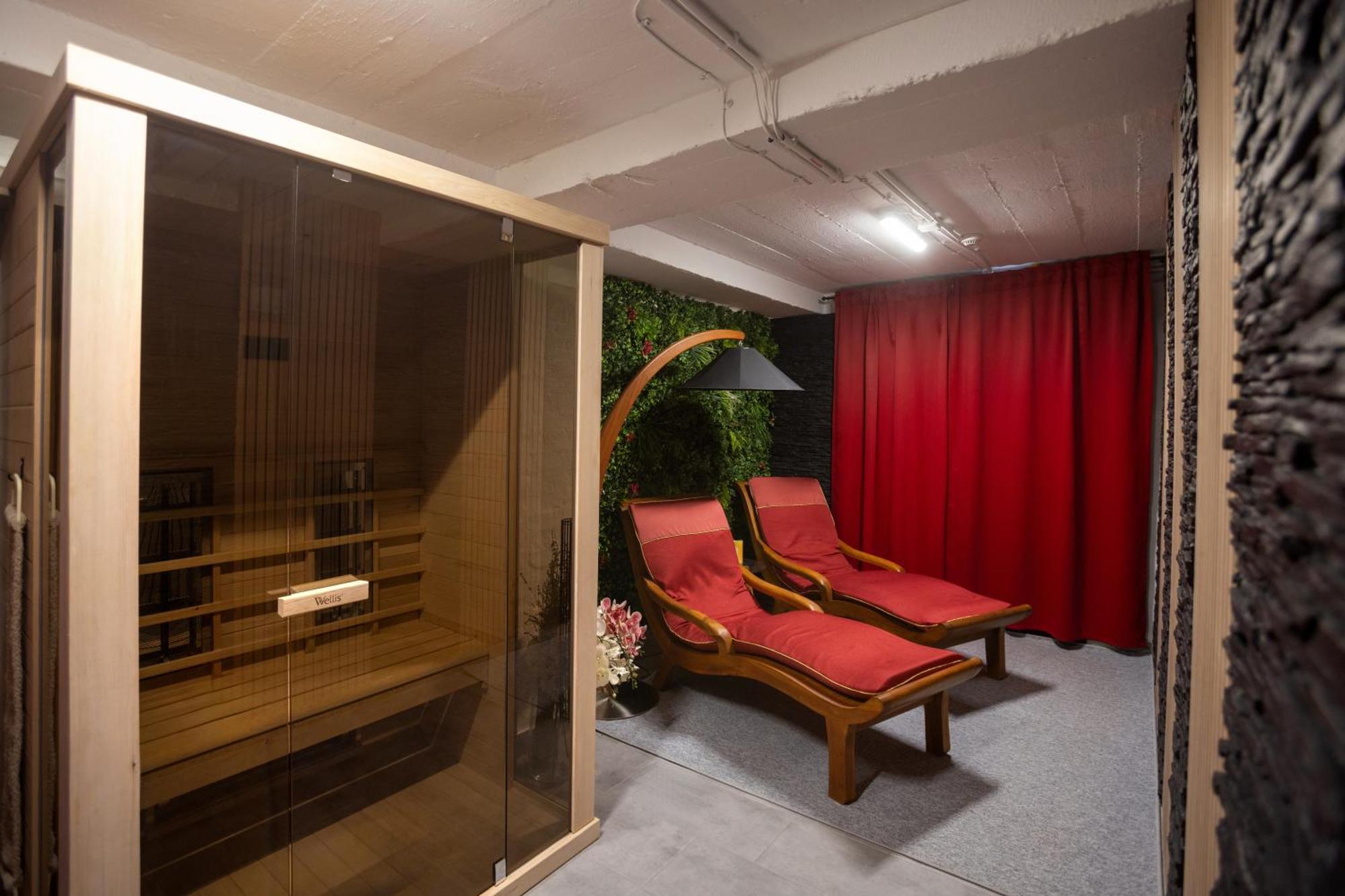 Apartmanhotel R73 Residences Pécs