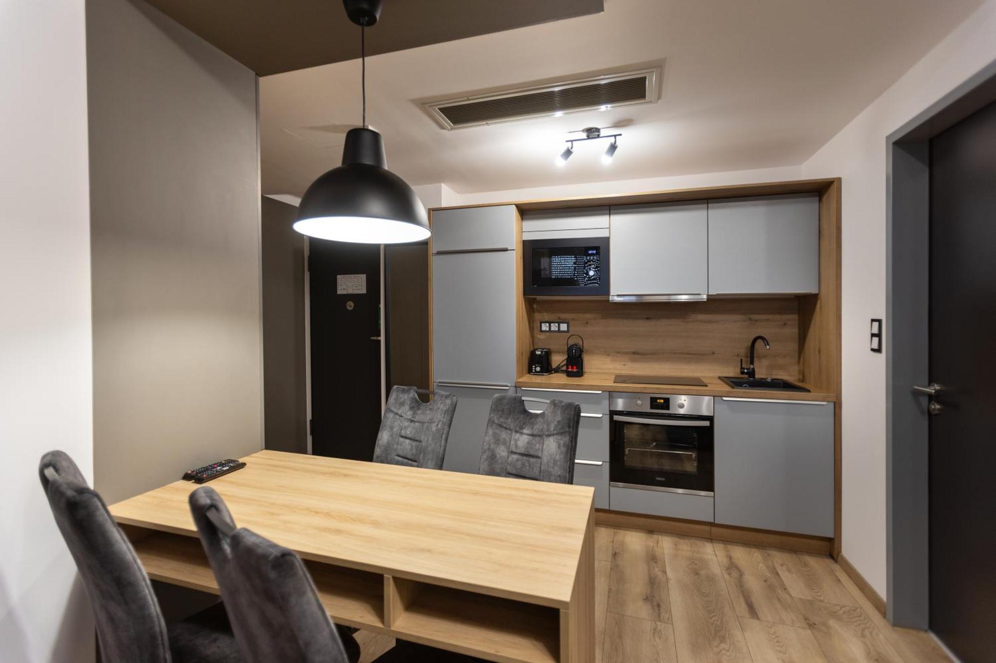R73 Residences Apartmanhotel