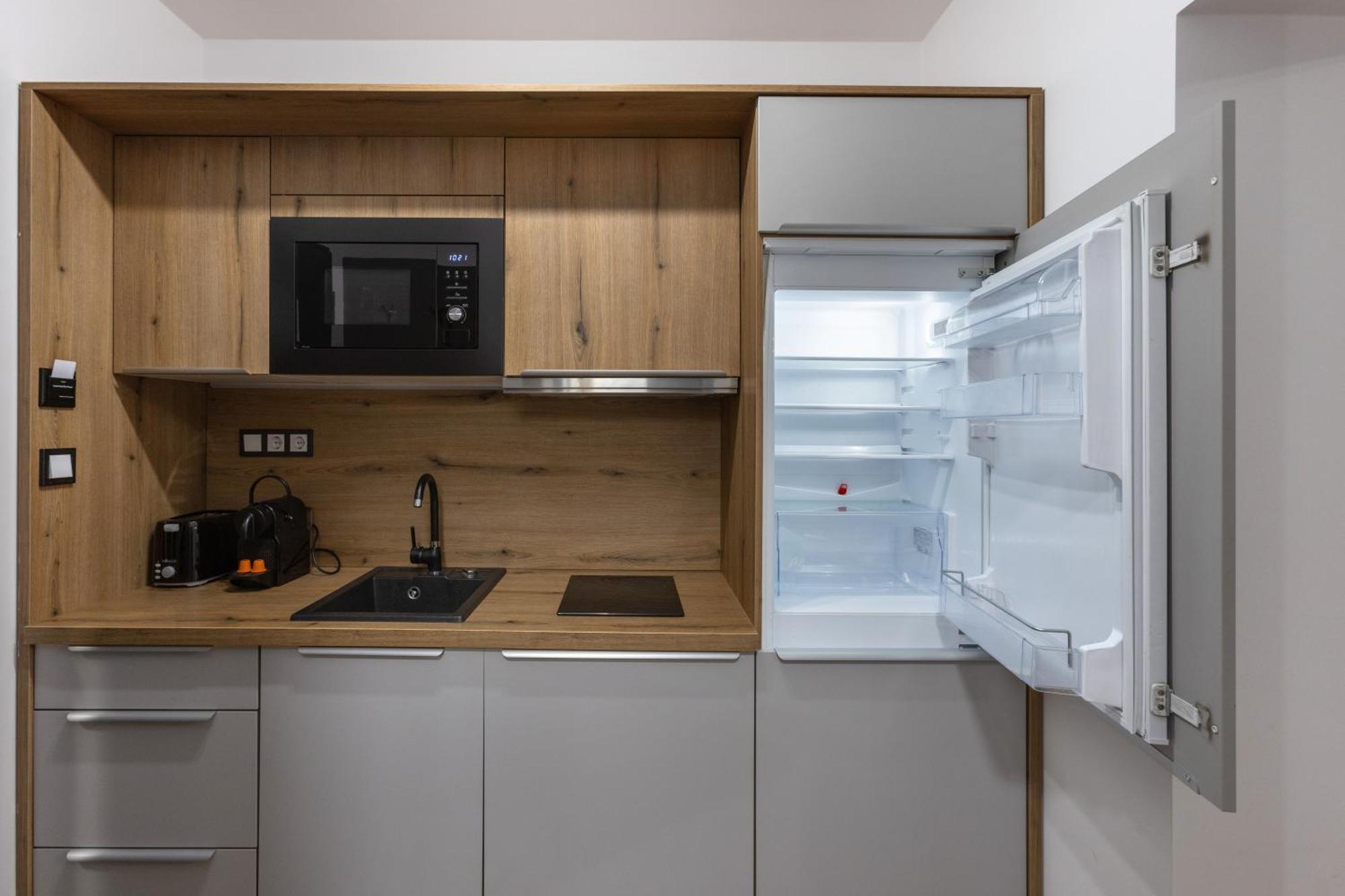 R73 Residences