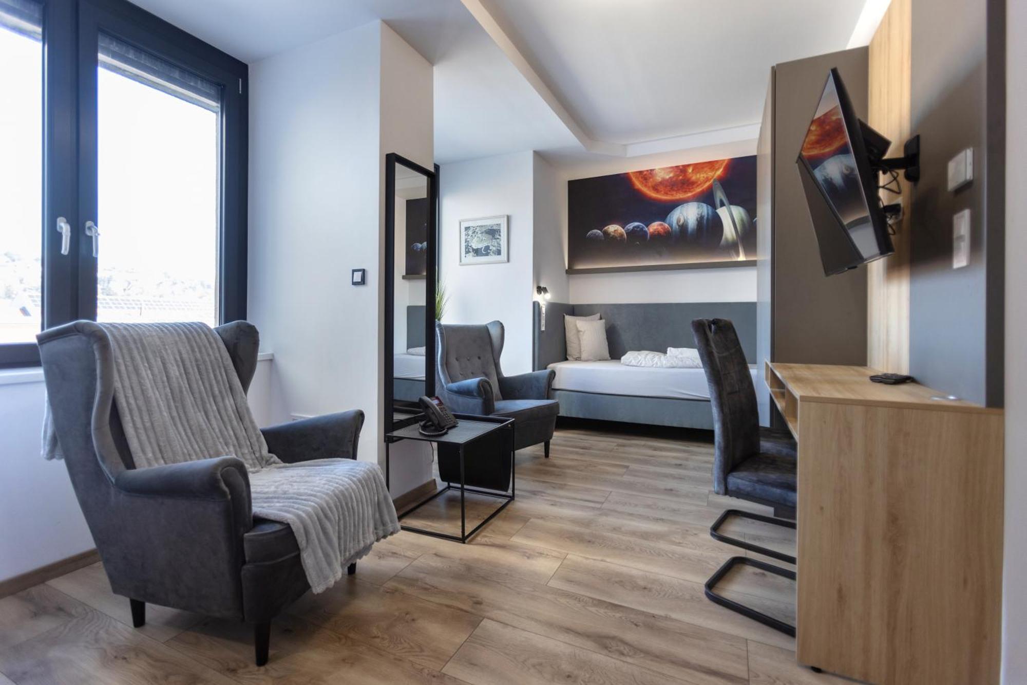 Apartmanhotel R73 Residences 4*